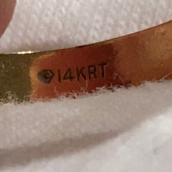 Solid 14K Yellow Gold Ring Pear Shaped Garnet January Red - Picture 3 of 4